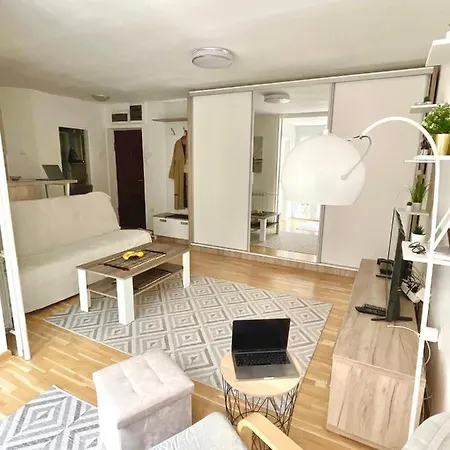 Apartment Alma Vracar Belgrade
