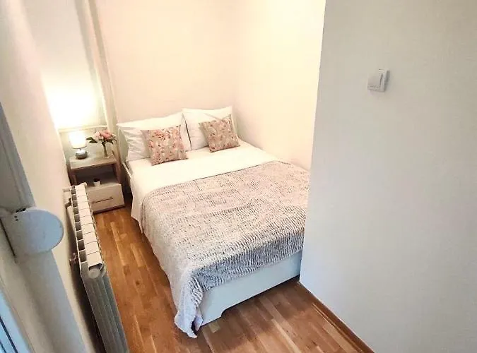 Apartamento Alma Vracar Belgrado